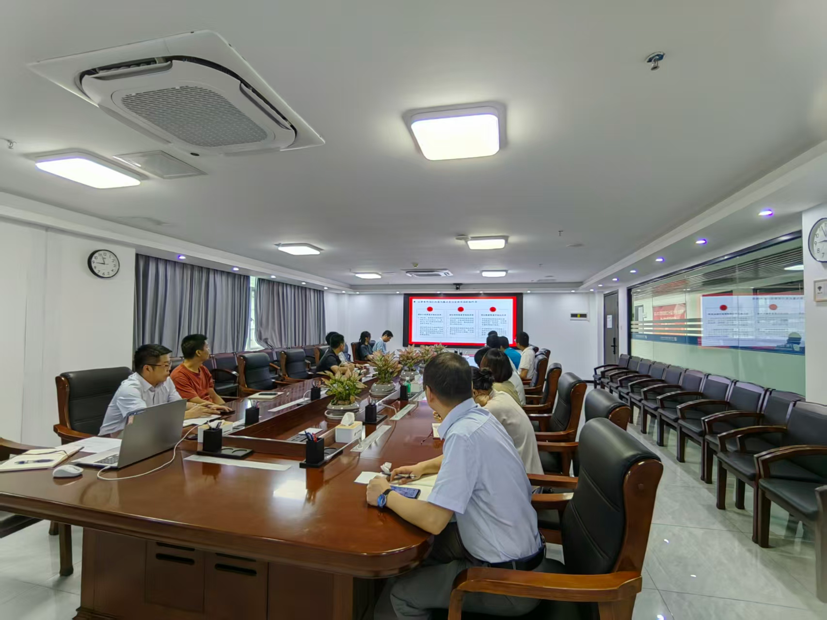 党建领航，科技攻坚——广检工程检测中心第二党支部依托“党建+”模式攻克钢结构监测技术难题