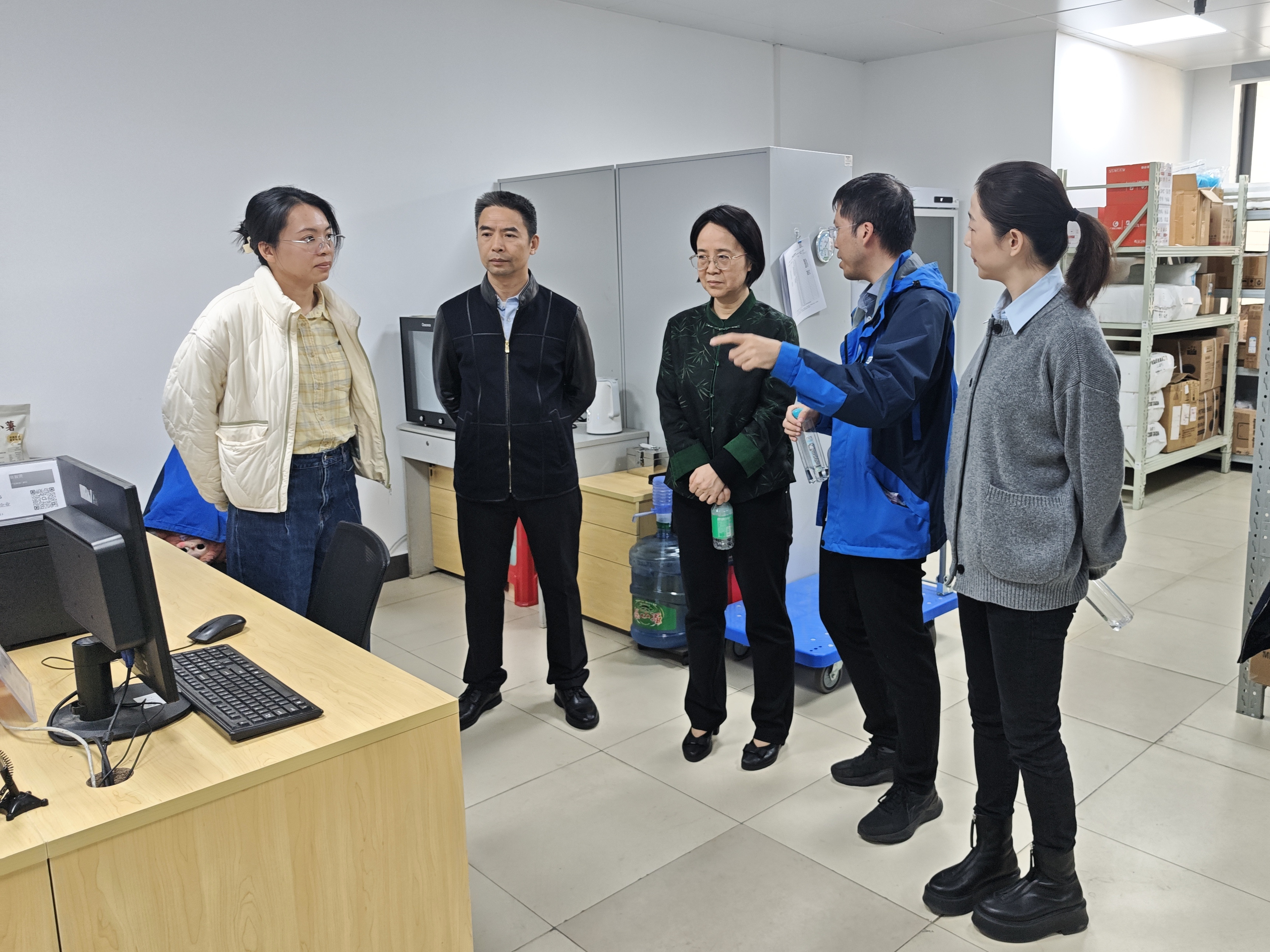 集团领导赴广质专题调研实验室智能化建设工作